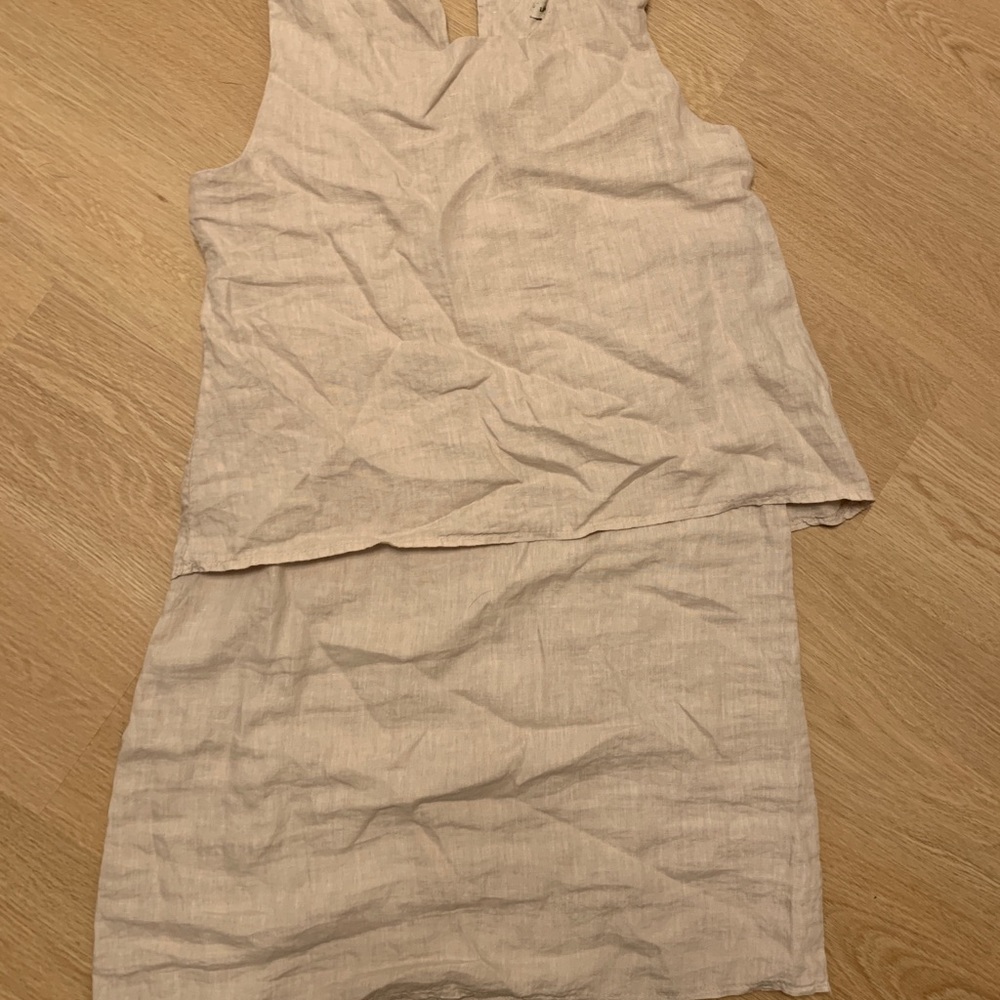 Cute summer dress.